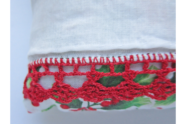 close up view of trim