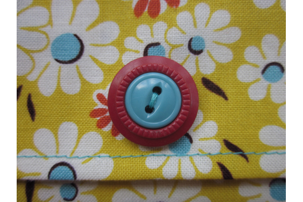 closeup button stack